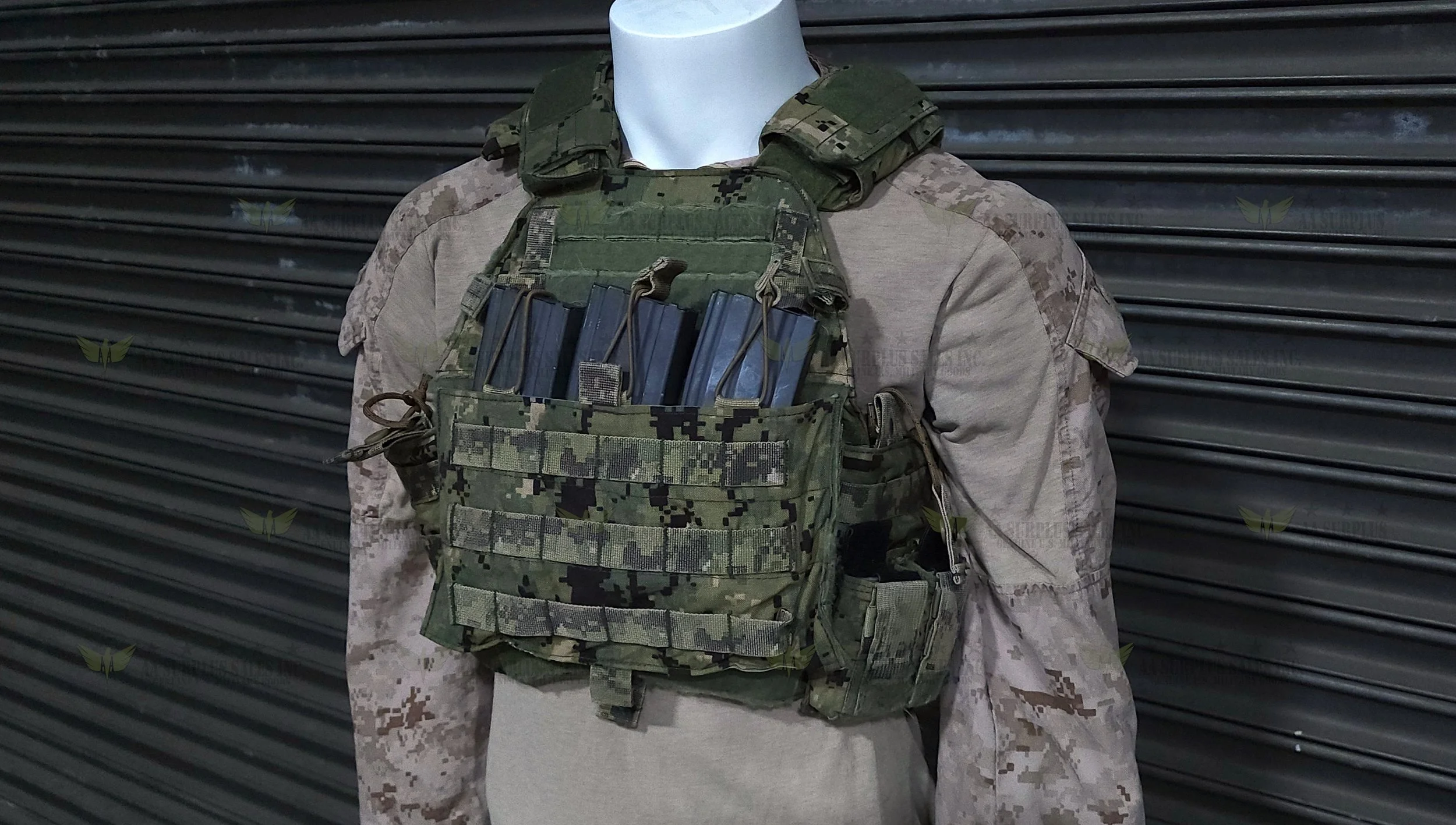 eagle AOR2 GPS ポーチ MMAC Eagle AOR2 Industries GPS Chest⁄Wrist